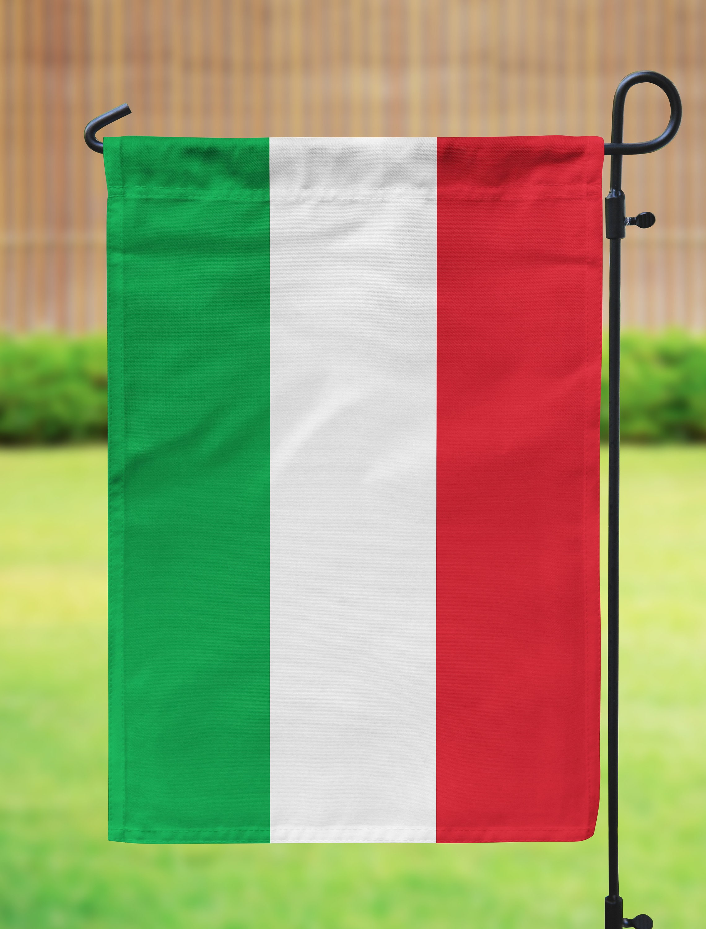 Bandiera Da Giardino Personalizzata 30x45 Cm – Doppia Faccia Con Tuo Logo/Testo Per Esterno