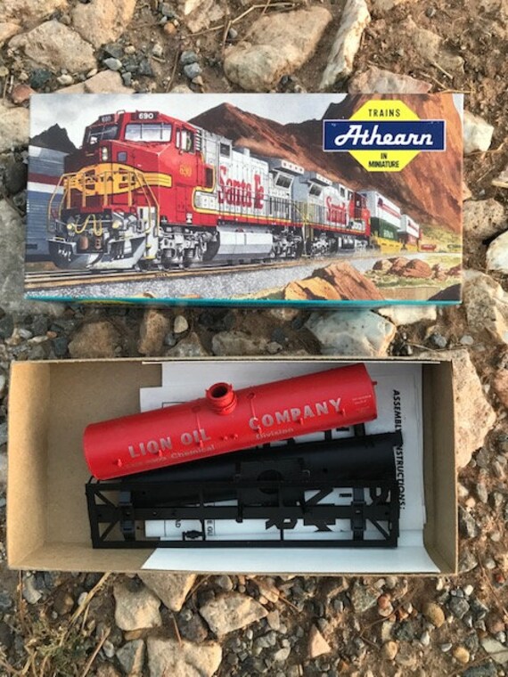 trains athearn in miniature