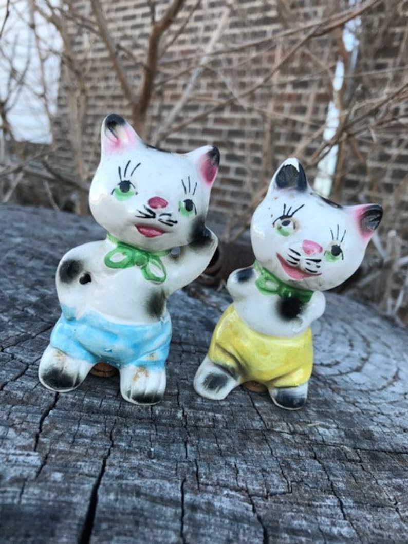 Vintage Kitty Cat Salt and Pepper Shakers Set of Shakers Etsy