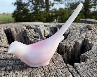Vintage Fenton Bird Figurine Fenton Pink Milk Glass Dove Bird, Bird of Happiness, Pink Fenton, Pink Dove Figurine, Décor, Display, Gift