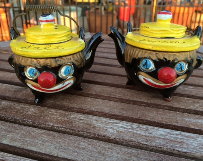 Vintage Americana Teapot Clown Salt and Pepper Shakers Gift Etsy