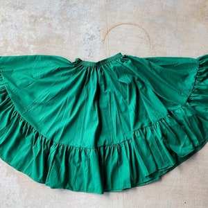 Falda Folklórica Niña, Talla 7, Falda de Baile, Falda Folklórica Mexicana de 27 1/2" de longitud, Verde, Hecha a mano, Baile Escolar, Desfile, 5 de Mayo, Fiestas