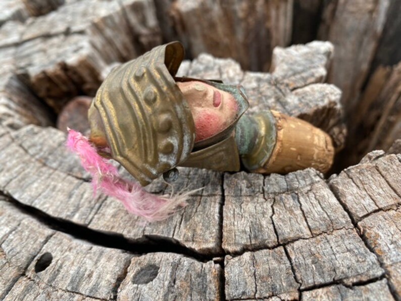 D\u00e9cor Gift Vintage Bottle Topper Vintage Brass Cork Stopper Display Unique Brass Knight Bottle Stopper Brass Knight Cork Stopper