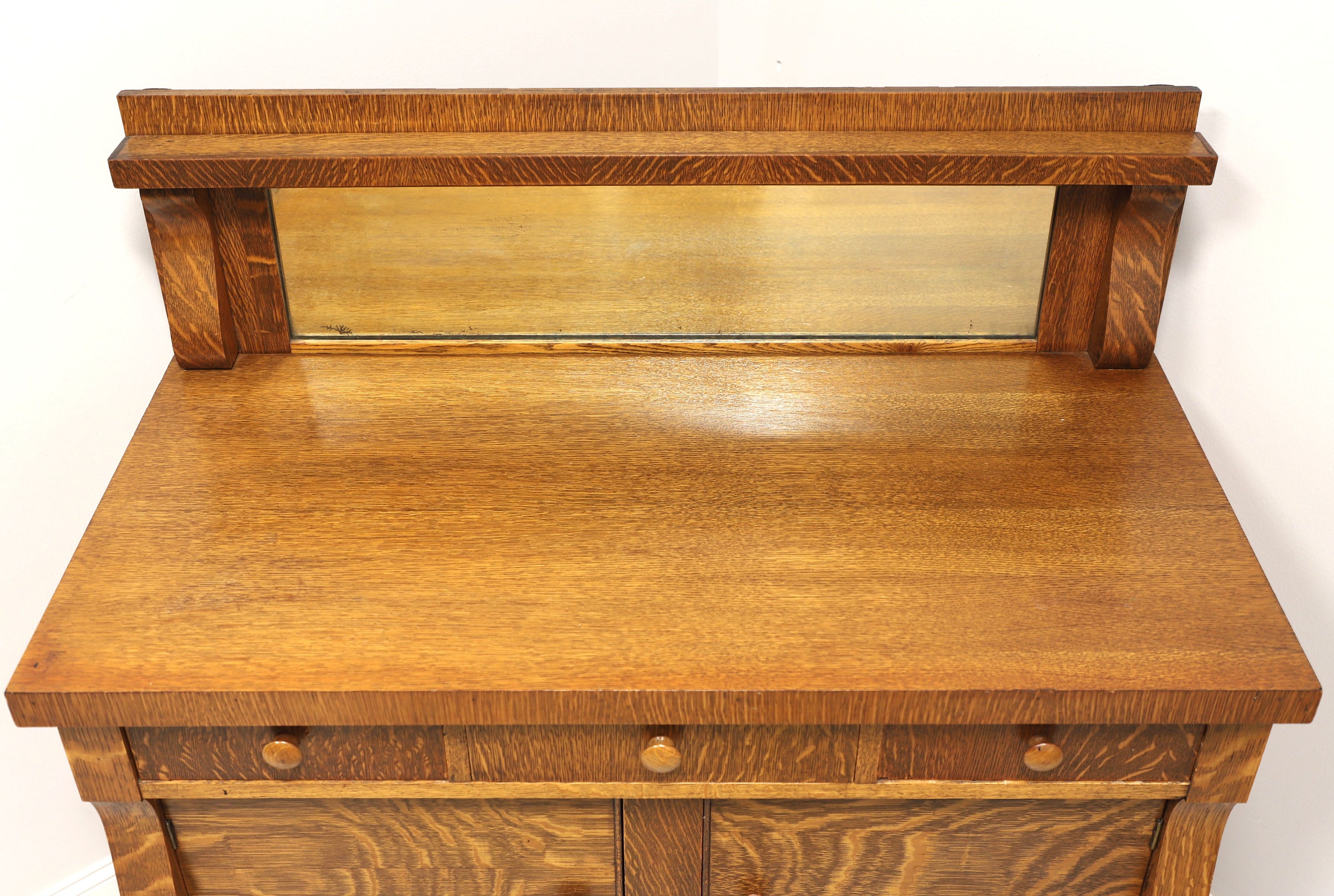 Antique Circa 1900 Victorian Era Tiger Oak Empire Style Antique Circa 1900 Victorian Era Tiger Oak Empire Style