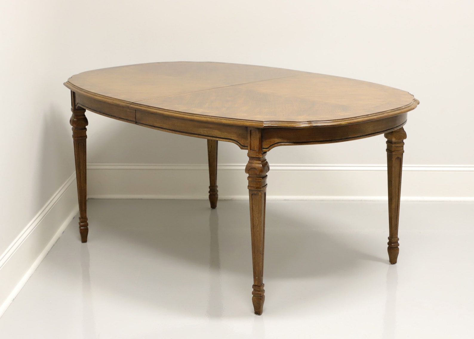 DREXEL HERITAGE French Provincial Style Oak Dining Table Etsy