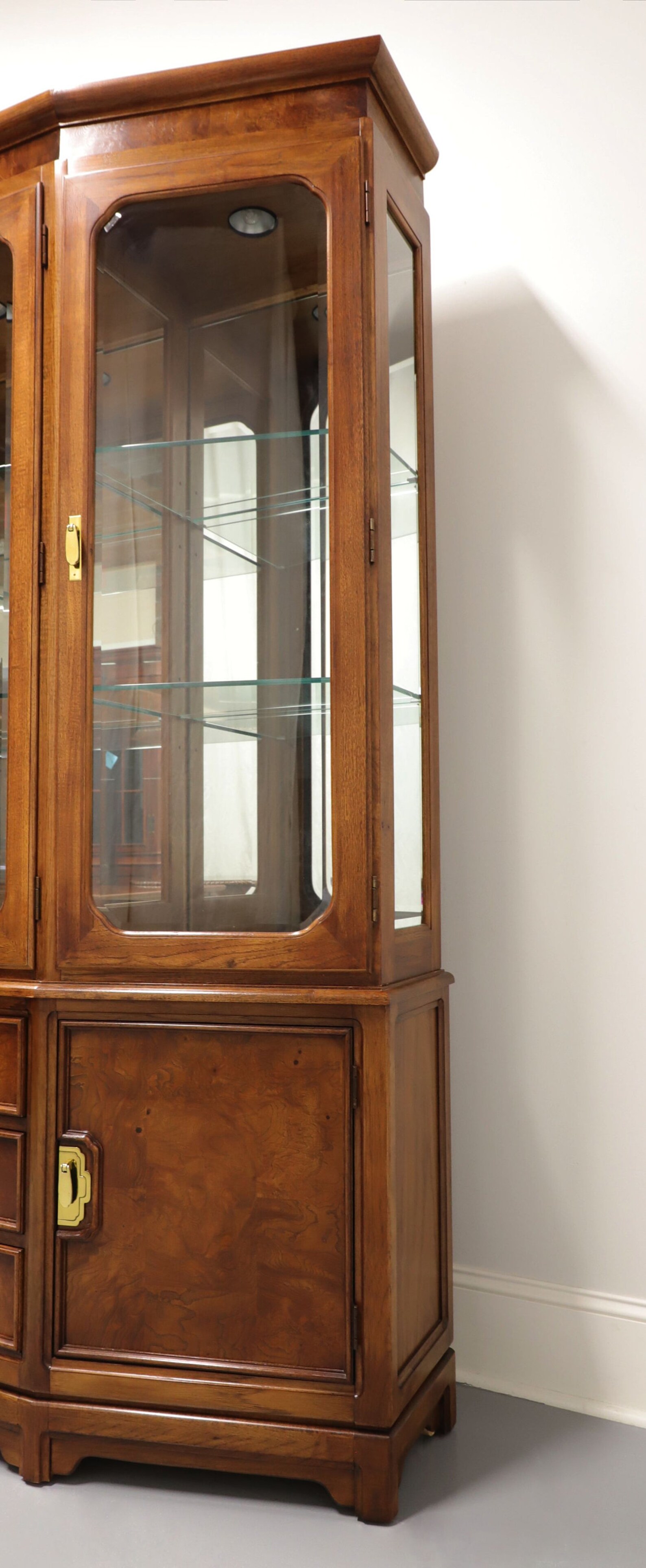 THOMASVILLE Mystique Asian Chinoiserie China Display Etsy