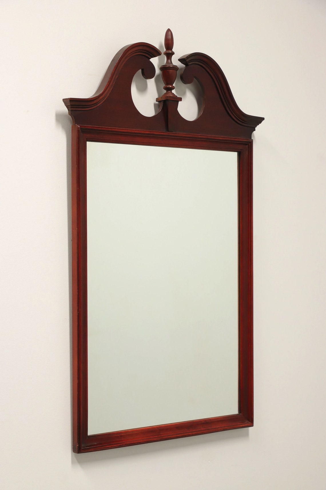 Vintage 20th Century Mahogany Traditional Federal Style Mirror Etsy