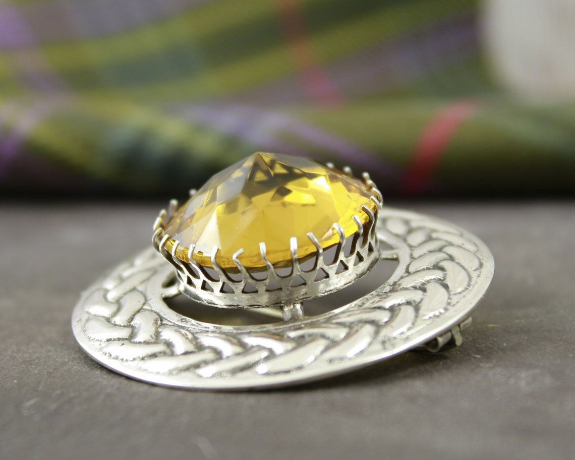 1953 Cairngorm style Scottish brooch with Celtic knots Etsy