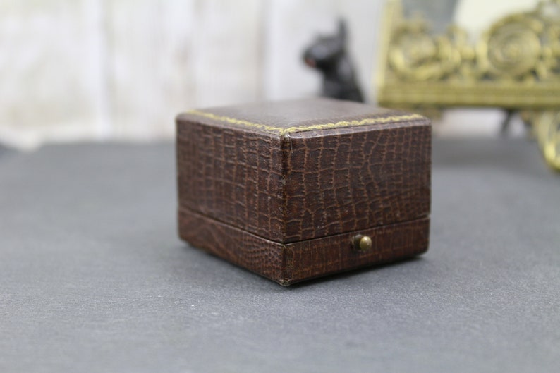 Poitiers vintage display box for engagement ring or wedding ring brown leather signed H Dejois French ring box