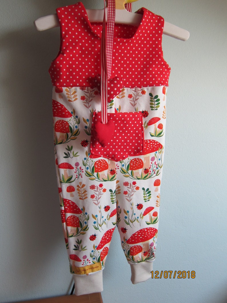 jumpsuit with ladybugs and muschrooms in white and red size 3-6 mo Ecological baby rompers in lucky charm mushrooms