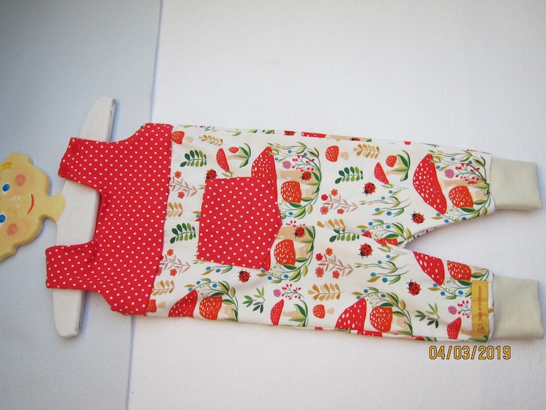 jumpsuit with ladybugs and muschrooms in white and red size 3-6 mo Ecological baby rompers in lucky charm mushrooms