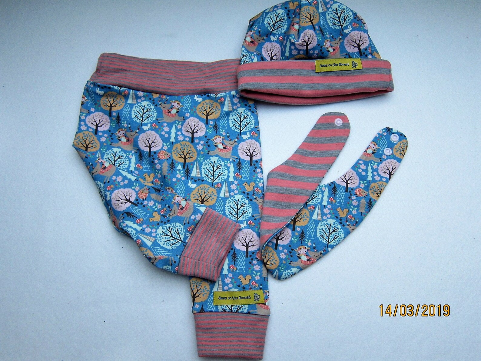 Newborn Baby Bloomers Set Beanie and Reversible Bib Sweden Etsy
