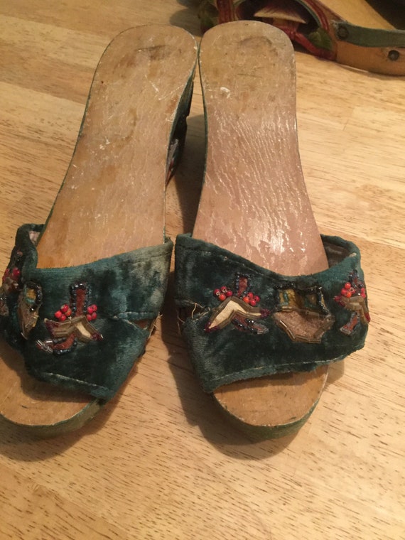 1940s sandals green