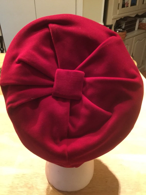 Red velvet hat - image 4