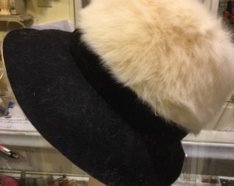 1960s Christian Dior Chapeaux Rabbit Fur Gray Bow Hat - Etsy display picture 1