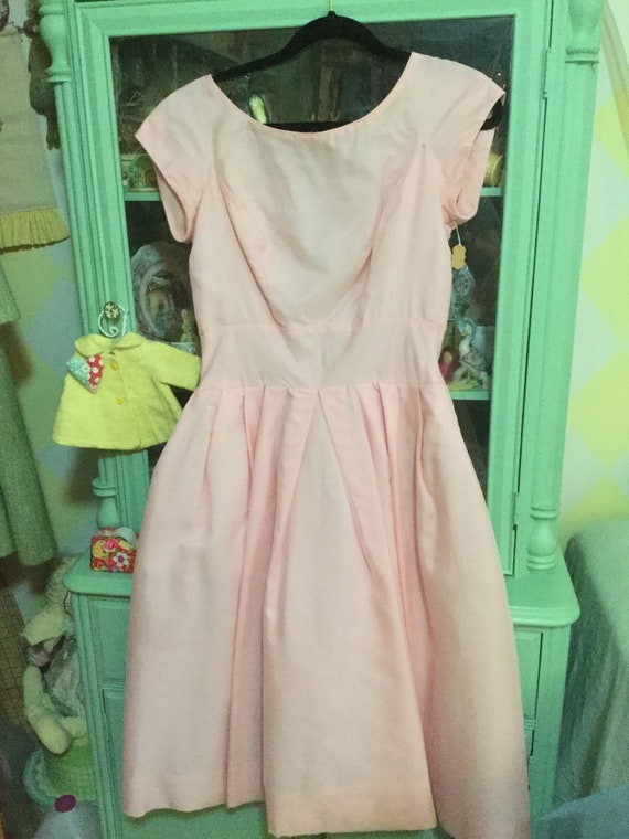 50s Pretty in pink party dress.