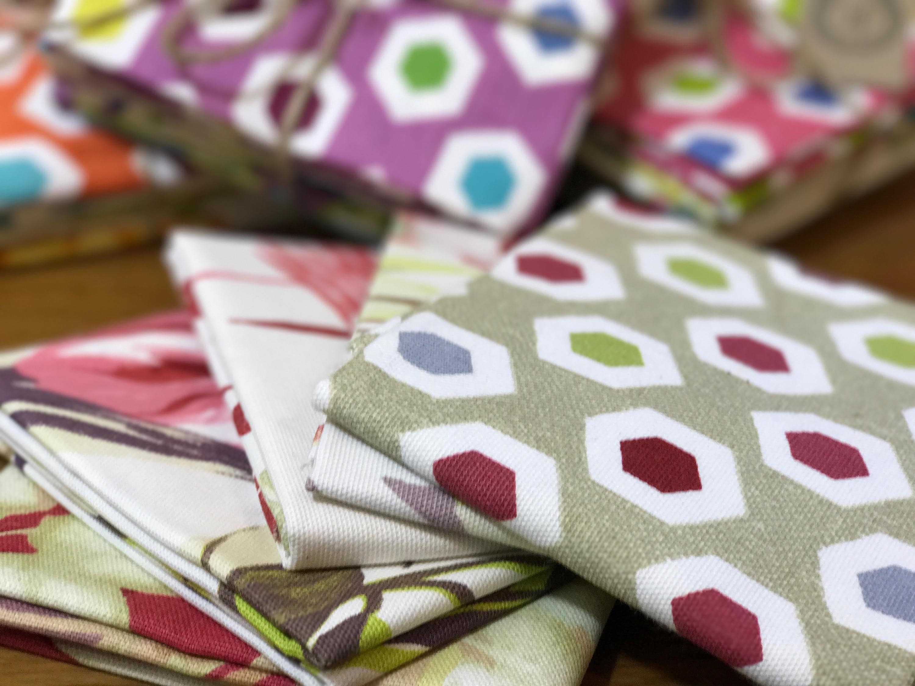 Fat Quarter Fabric Bundle X 5 Assorted Heavy Quilting / Etsy UK