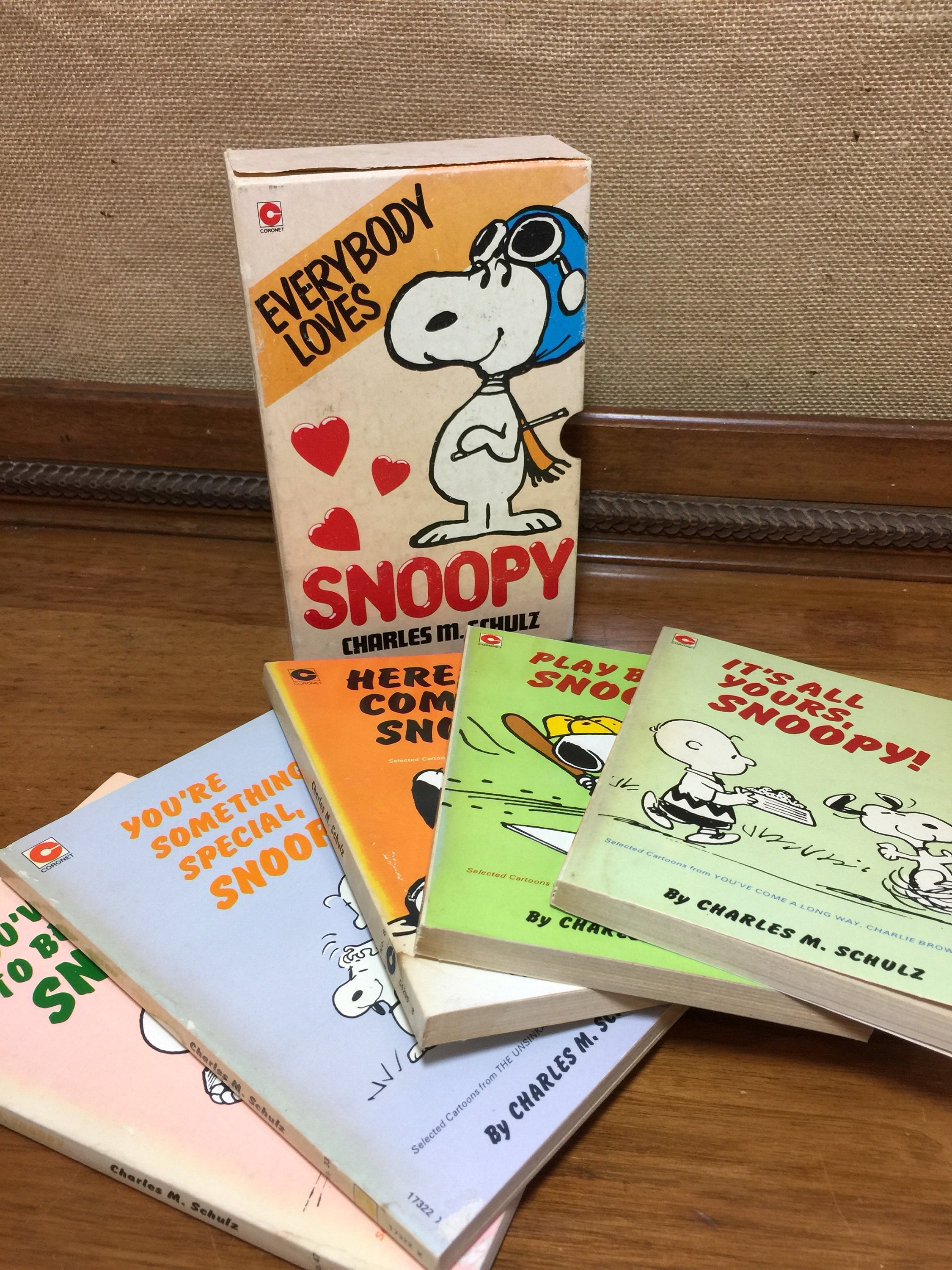 Charlie Brown Books Set It S The Easter Beagle Charlie Brown Book By