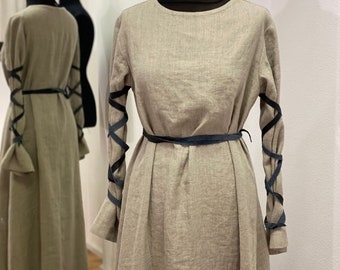 Medieval linen dress