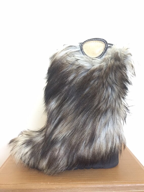 Vintage Italian Ombre Mukluks Apres Goat Fur Boots