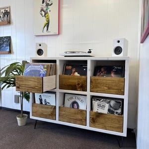 Front Facing Vinyl Record Storage Cabinet WIth Pull Out Drawers Record Shelf Turntable stand  Vinyl Lp Storage 6-Pack
