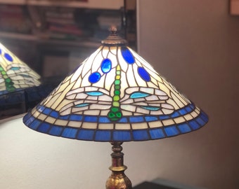 20” Dragonlfy Tiffany Lamp, Handmade Stained Glass Lamp, Unique Table Lighting, Tiffany Lampshade, Table Top Brass Lampshade Stand, Art Deco