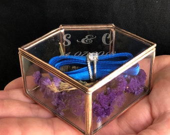 Caja de anillo de compromiso personalizada Soporte de anillo de boda Portador de anillo Anillo de vidrio Almohada Joyería Plato Caja de bodas Grabada Diamante personalizado