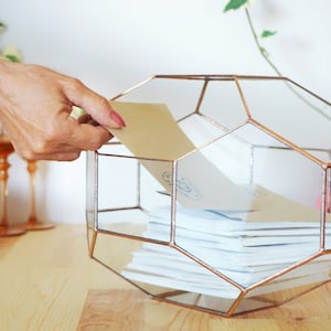 Grande scatola di vetro geometrica, scatola per biglietti di nozze personalizzata, porta biglietti di nozze, porta buste, grande terrario, ricordo del centrotavola di nozze
