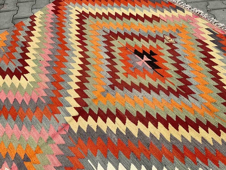 Turkish Kilim Rug, area rug, 115x 74 , Vintage Turkish kilim, vintage rug, bohemian, Turkish, pink kilim, 2024 home decor, diamond, KILIM image 9