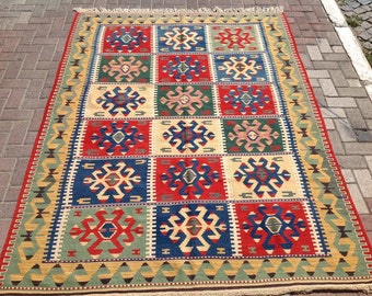 Rug, Red, green blue and beige kilim rug, Kilim rug, 94" x 69.5" rug, Vintage Turkish rug, kelim rug, vintage bohemian rug, eccentric, 210x