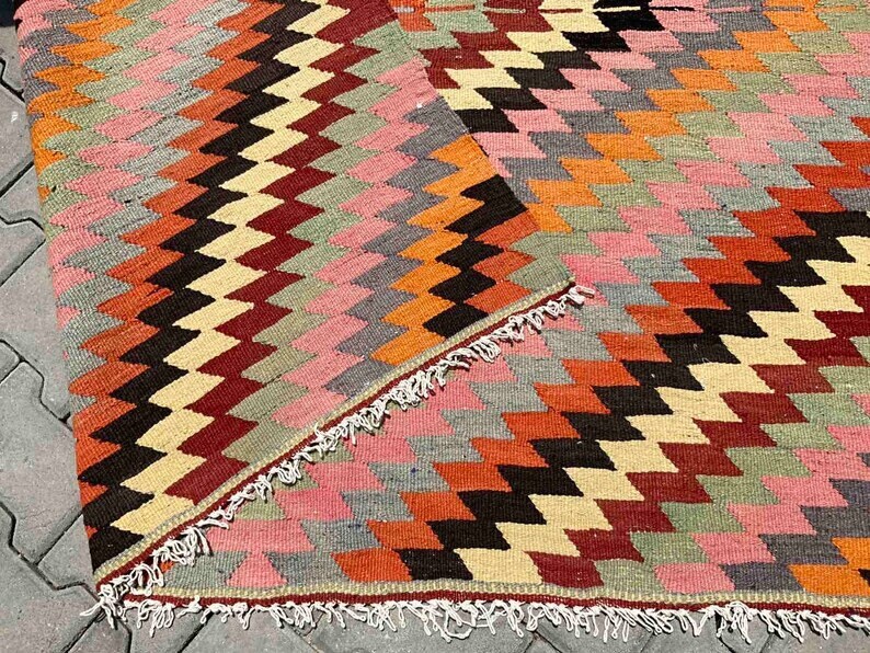 Turkish Kilim Rug, area rug, 115x 74 , Vintage Turkish kilim, vintage rug, bohemian, Turkish, pink kilim, 2024 home decor, diamond, KILIM image 10