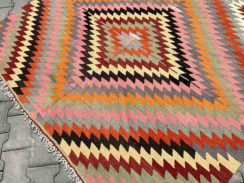 Turkish Kilim Rug, area rug, 115x 74 , Vintage Turkish kilim, vintage rug, bohemian, Turkish, pink kilim, 2024 home decor, diamond, KILIM image 8
