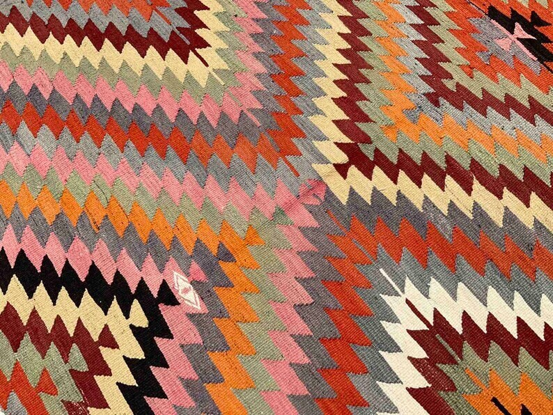 Turkish Kilim Rug, area rug, 115x 74 , Vintage Turkish kilim, vintage rug, bohemian, Turkish, pink kilim, 2024 home decor, diamond, KILIM image 6