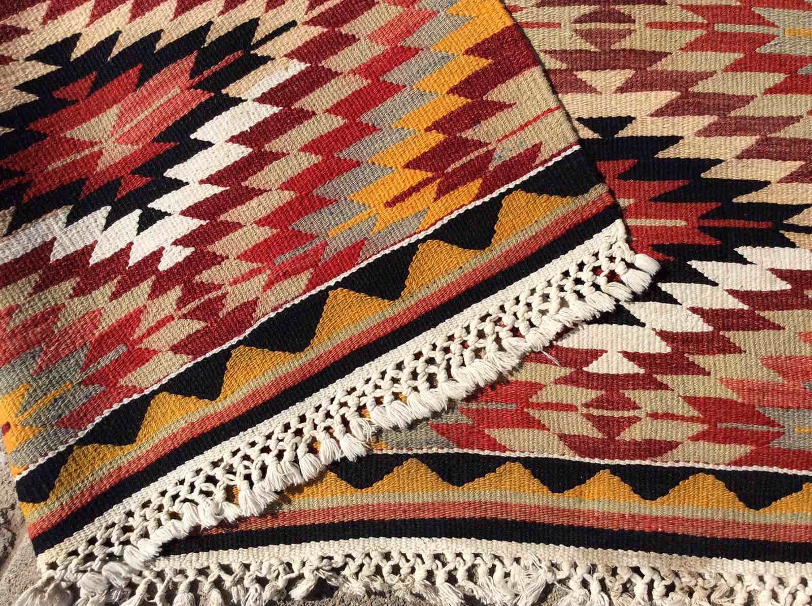 Vintage Turkish Rug, 84