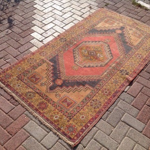 Vintage Turkish rug, 80&quot; x 44&quot;, Traditional Anatolian rugs, hand knotted rug, Turkish rug, small rugs, pale rugs, oushak rug, rug, rug 065x