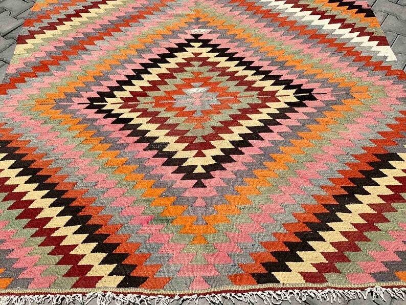 Turkish Kilim Rug, area rug, 115x 74 , Vintage Turkish kilim, vintage rug, bohemian, Turkish, pink kilim, 2024 home decor, diamond, KILIM image 7