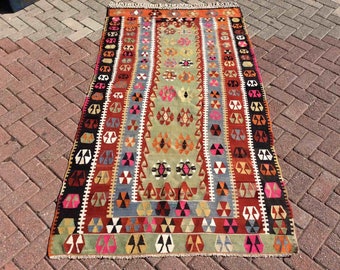 Vintage Turkish kilim rug, 81" x 46", red area rug, kilim rug, kelim, bohemian rug, Turkish rug, small rug, small kilim, bedroom rug, gray