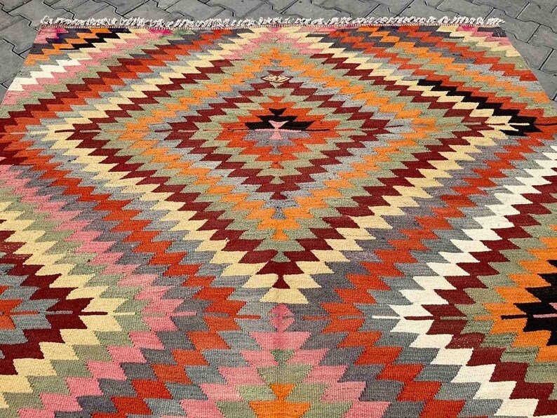 Turkish Kilim Rug, area rug, 115x 74 , Vintage Turkish kilim, vintage rug, bohemian, Turkish, pink kilim, 2024 home decor, diamond, KILIM image 3