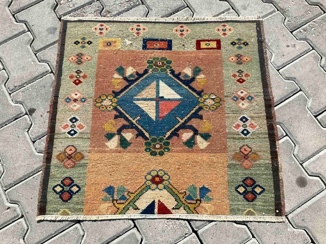 Brown Mini Rug, 30
