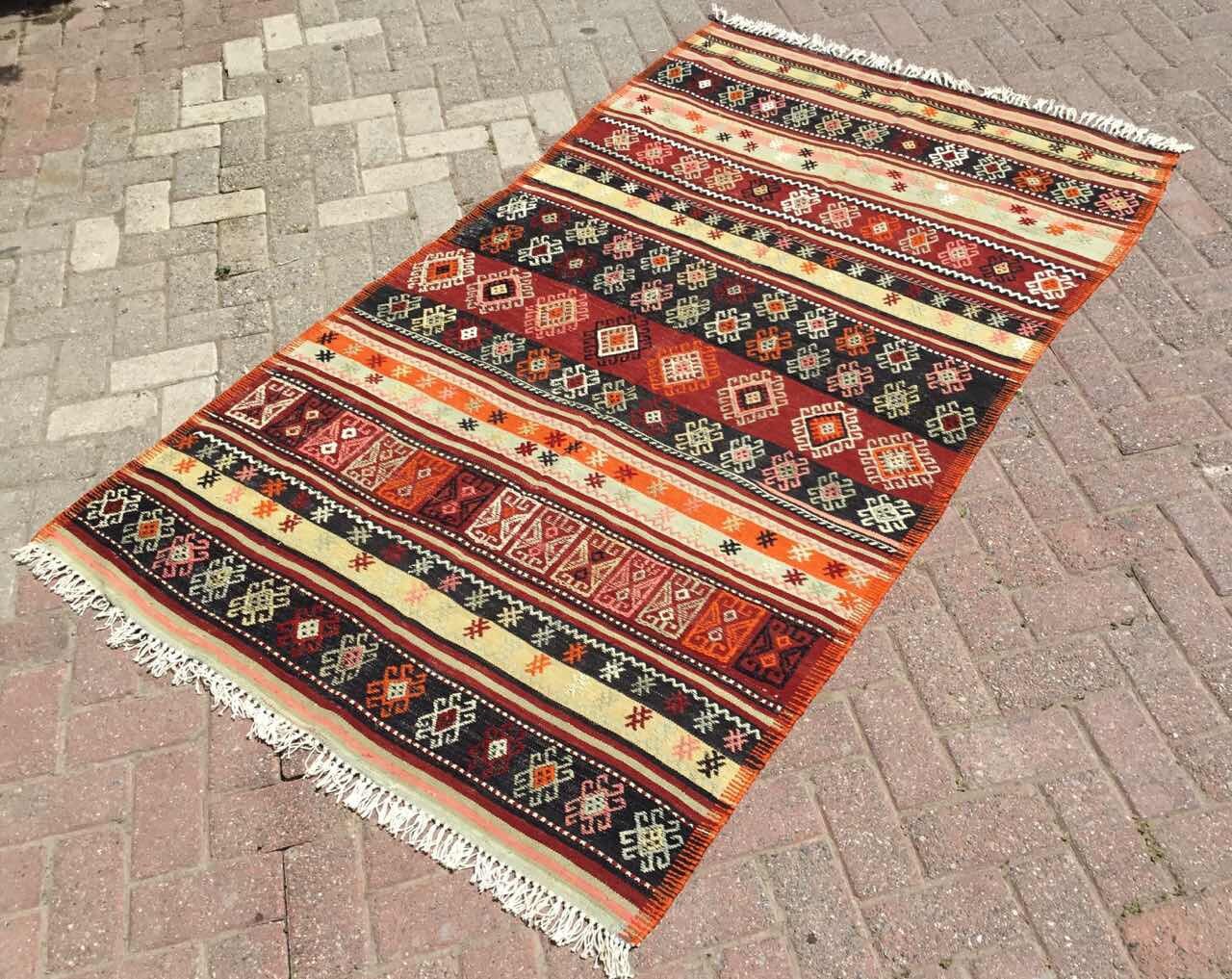 Vintage Turkish Kilim Rug, 84