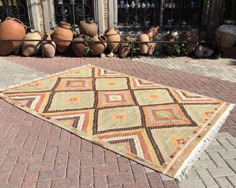 Kelim Teppich, Vintage Kelim Teppich, 101 "x 195 cm, Kelimteppich, Kelim Teppich, Boho Teppich, Kelimteppich, pink, gewebt, bestickt und gewebt."