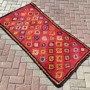 Tapete Boho, 63&quot; x 32&quot;, tapete de área, tapete vintage, tapetes tradicionais da Anatólia, tapete feito à mão, tapete turco, tapete pequeno, tapete, tapete marroquino vermelho