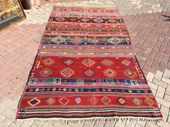 Alfombra de pasillo turca muy larga en rojo, beige y azul en venta en Pamono