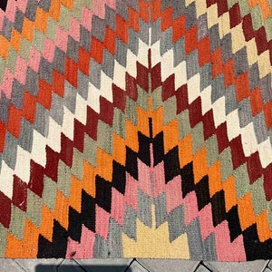 Turkish Kilim Rug, area rug, 115x 74 , Vintage Turkish kilim, vintage rug, bohemian, Turkish, pink kilim, 2024 home decor, diamond, KILIM image 4