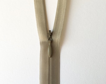 Beige / lichtgrijs onzichtbare verborgen rits 23cm / 9 inch