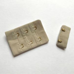 Bra Hook and Eye Closure - 38mm 1.5&quot; 1 1/2 Inch - Luxury Microfibre Light Gold/Champagne with Gold Hooks - 100pc Bulk Pack