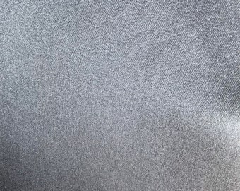 Grijs/zilveren zijde stretchsatijn, 95% zijde met elastaan - lingerie en bh's maken / kleermakerij
