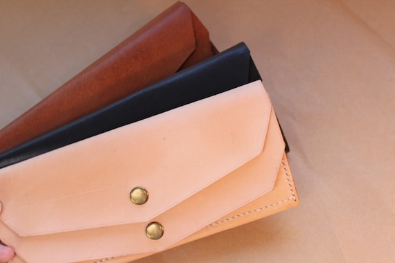 Acacia Leather cross-body bag (more colours) – Karmine Leather &  Leathercraft