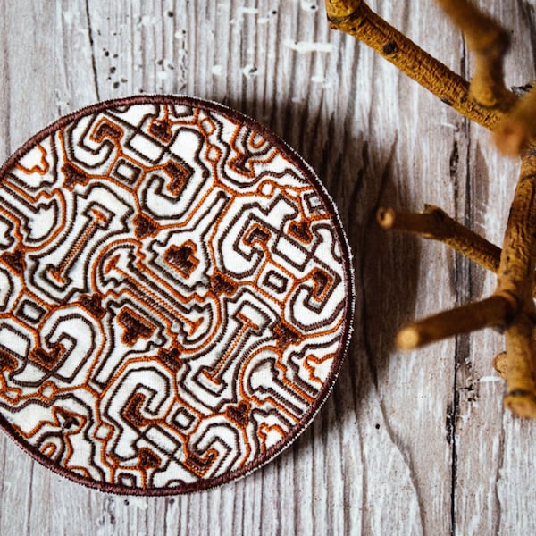 Patch motif Ayahuasca, broderie Ayahuasca faite à la main, Ayahuasca Muster Aufnäher, Ayahuasca Stickerei, handgemachter Aufnäher, ~ 9,5 cm