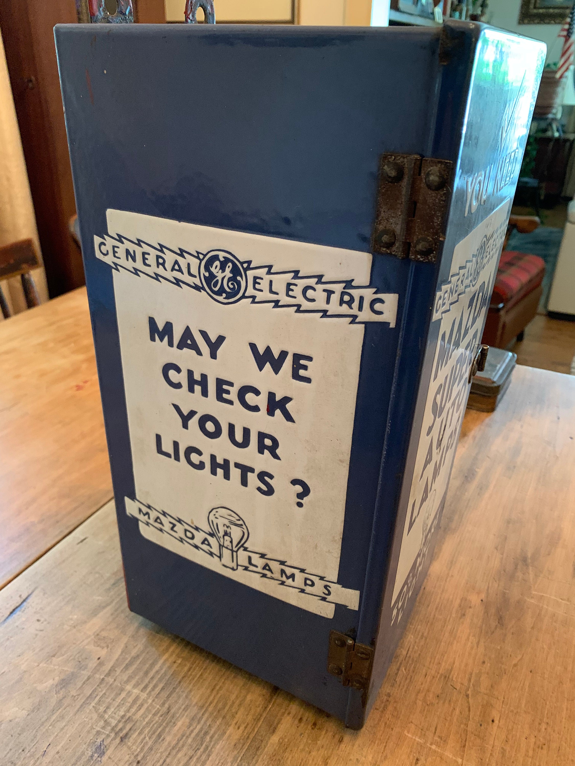 Antique Automotive Shop Wall Hanging Counter top GE Mazda Light Bulb